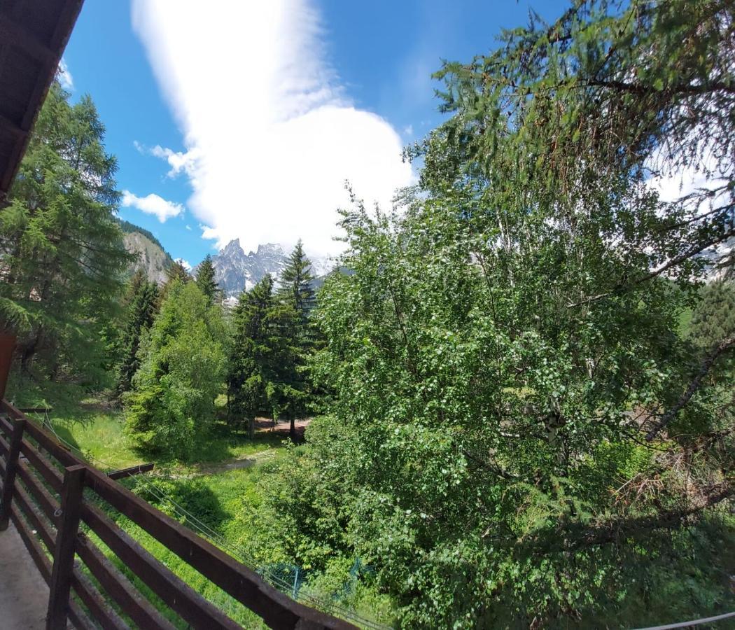 Casa Con Giardino Vista Monte Bianco Courmayeur